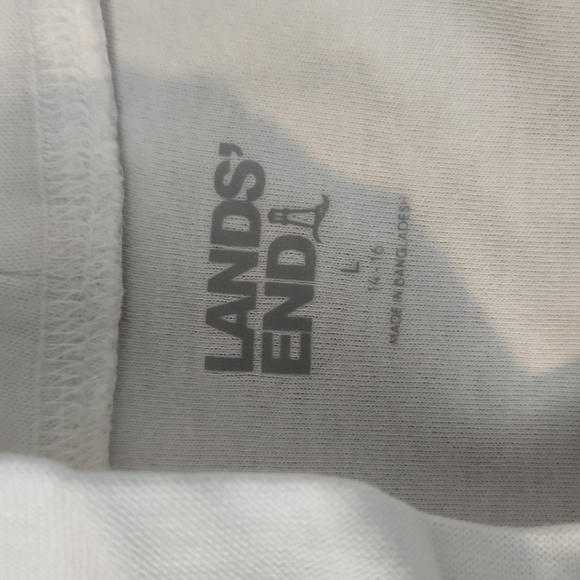 Lands End Top - Picture 3 of 4